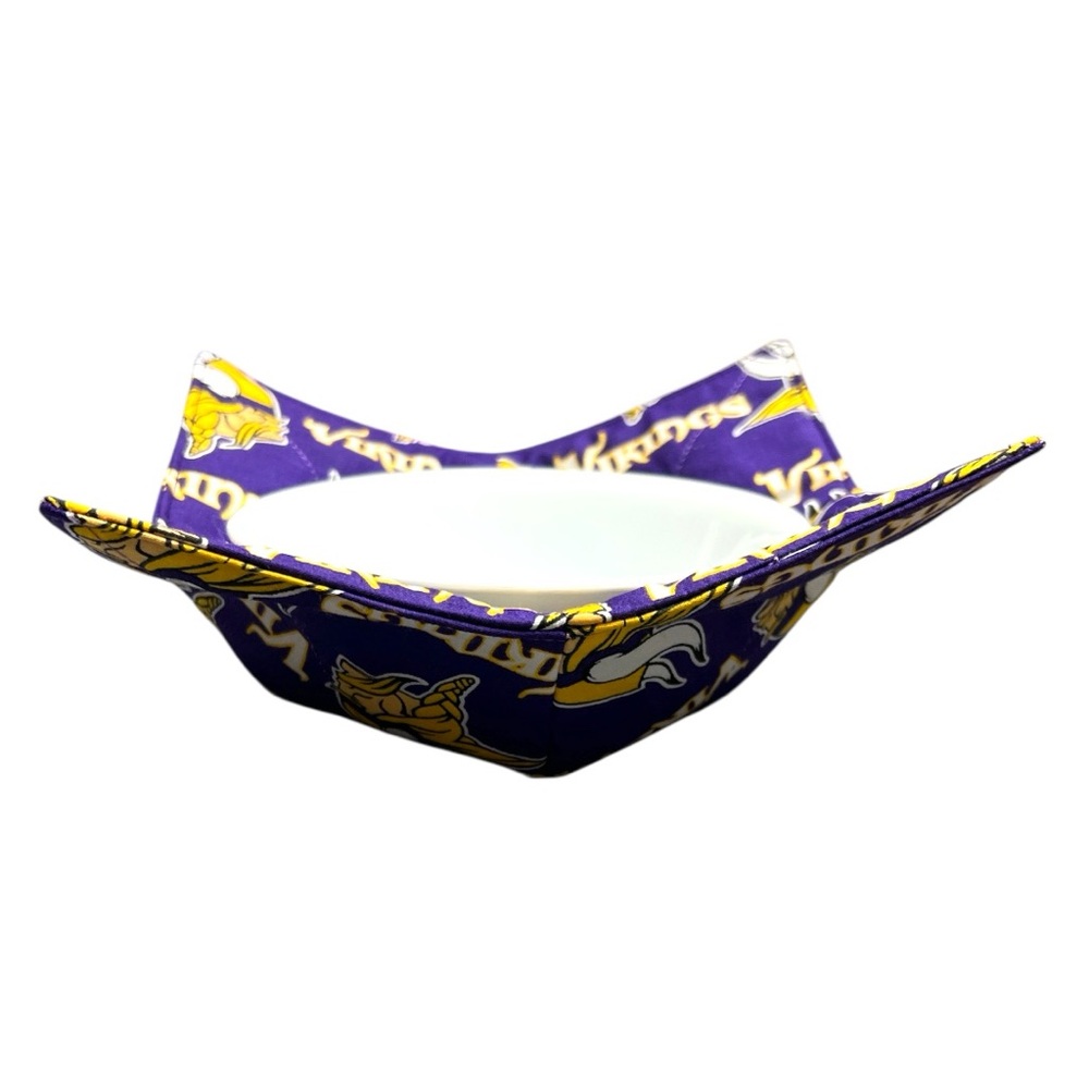 Handcrafted Minnesota Vikings Bowl Cozy Reversible NFL Bowl Cozy Microwave Safe - Picture 6 of 14